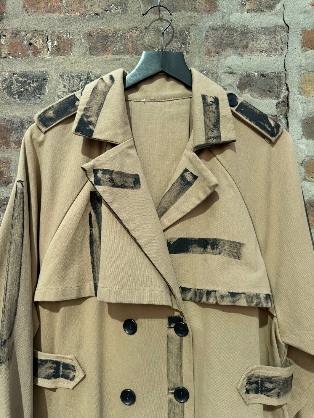 Chic modern trench coat. Tan and black trench coat. Hand painted luxe coat. Fit and flare artsy great quality. Wearable art, timeless, and warm.