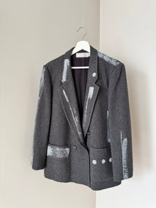 Grey 100% wool vintage women's blazer. A structured blazer painted with bold metallic paint, abstract brushstrokes. Chic, timeless blazer. Upcycled blazer trending grey double breasted. 